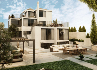 5 Bedroom Detached Villa in Nueva Andalucía - Image 1