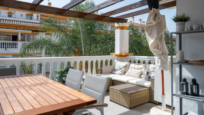 2 Bedroom Top Floor Apartment in Nueva Andalucía