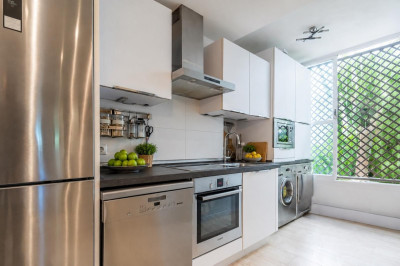 2 Bedroom Ground Floor Apartment in Puerto Banús - Image 5
