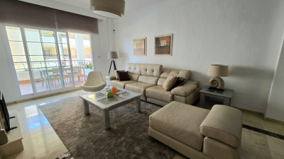 3 Bedroom Middle Floor Apartment in Nueva Andalucía - Image 3