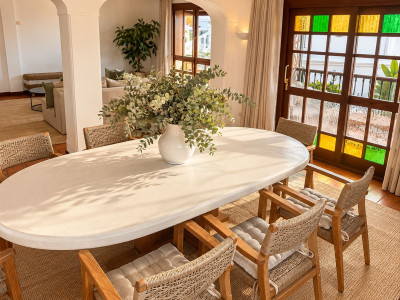 4 Bedroom Semi-Detached House in Nueva Andalucía - Image 5
