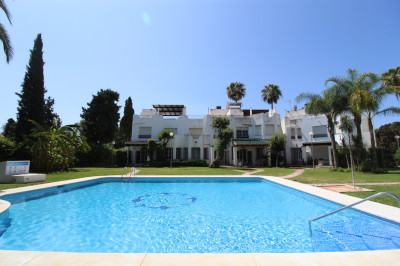 3 Bedroom Townhouse in Nueva Andalucía - Image 2