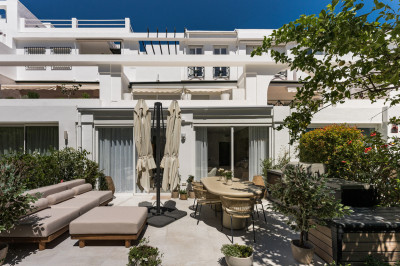 3 Bedroom Ground Floor Apartment in La Quinta - Image 2