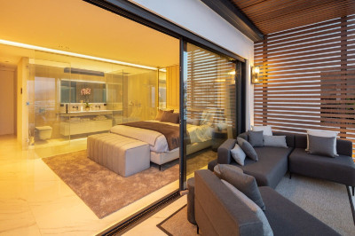 3 Bedroom Middle Floor Apartment in Puerto Banús - Image 5