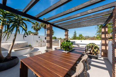 3 Bedroom Penthouse Duplex in Nueva Andalucía - Image 1