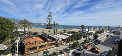 3 Bedroom Middle Floor Apartment in Puerto Banús - Image 1