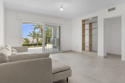 3 Bedroom Ground Floor Apartment in Nueva Andalucía - Image 5