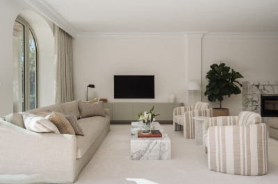 5 Bedroom Detached Villa in Nueva Andalucía - Image 4