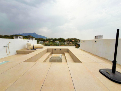 2 Bedroom Penthouse in La Quinta - Image 2