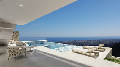 4 Bedroom Detached Villa in La Quinta - Image 2