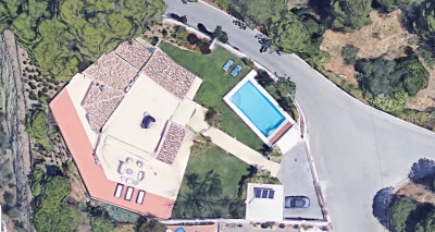 4 Bedroom Detached Villa in El Madroñal - Image 1