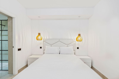 4 Bedroom Ground Floor Apartment in Puerto Banús