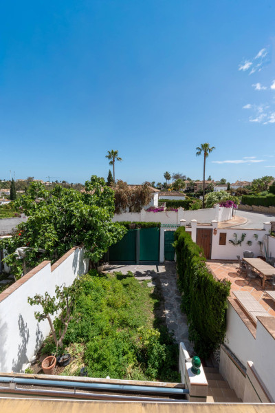 3 Bedroom Townhouse in Nueva Andalucía - Image 5