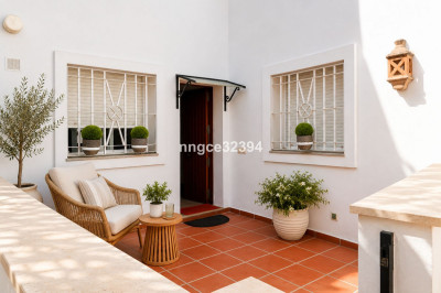 2 Bedroom Ground Floor Apartment in Nueva Andalucía - Image 4