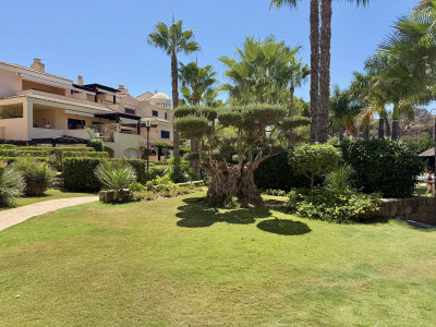 2 Bedroom Top Floor Apartment in Puerto Banús - Image 3