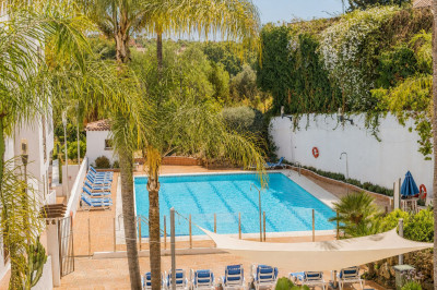1 Bedroom Middle Floor Apartment in Nueva Andalucía - Image 4
