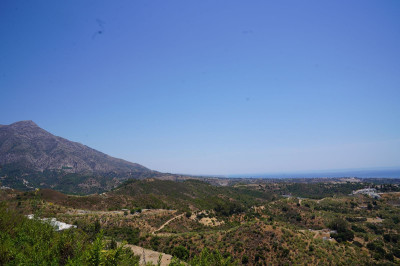 Residential Plot in La Quinta - Image 2