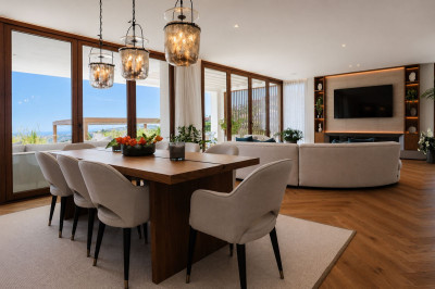 5 Bedroom Detached Villa in La Quinta - Image 4