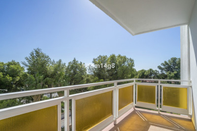 2 Bedroom Middle Floor Apartment in Nueva Andalucía - Image 3