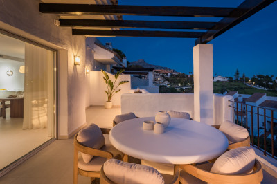 3 Bedroom Penthouse Duplex in Nueva Andalucía - Image 5