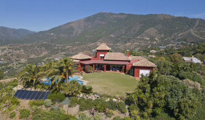 5 Bedroom Detached Villa in La Zagaleta