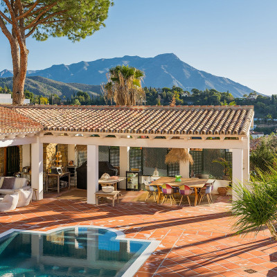 4 Bedroom Detached Villa in El Madroñal - Image 3