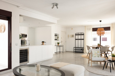 4 Bedroom Penthouse Duplex in Nueva Andalucía - Image 4